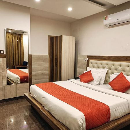 King Castle Mcleodganj-Centrally Heated And Air Cooled- Near Mall Road - Free Parking 다람샬라 외부 사진