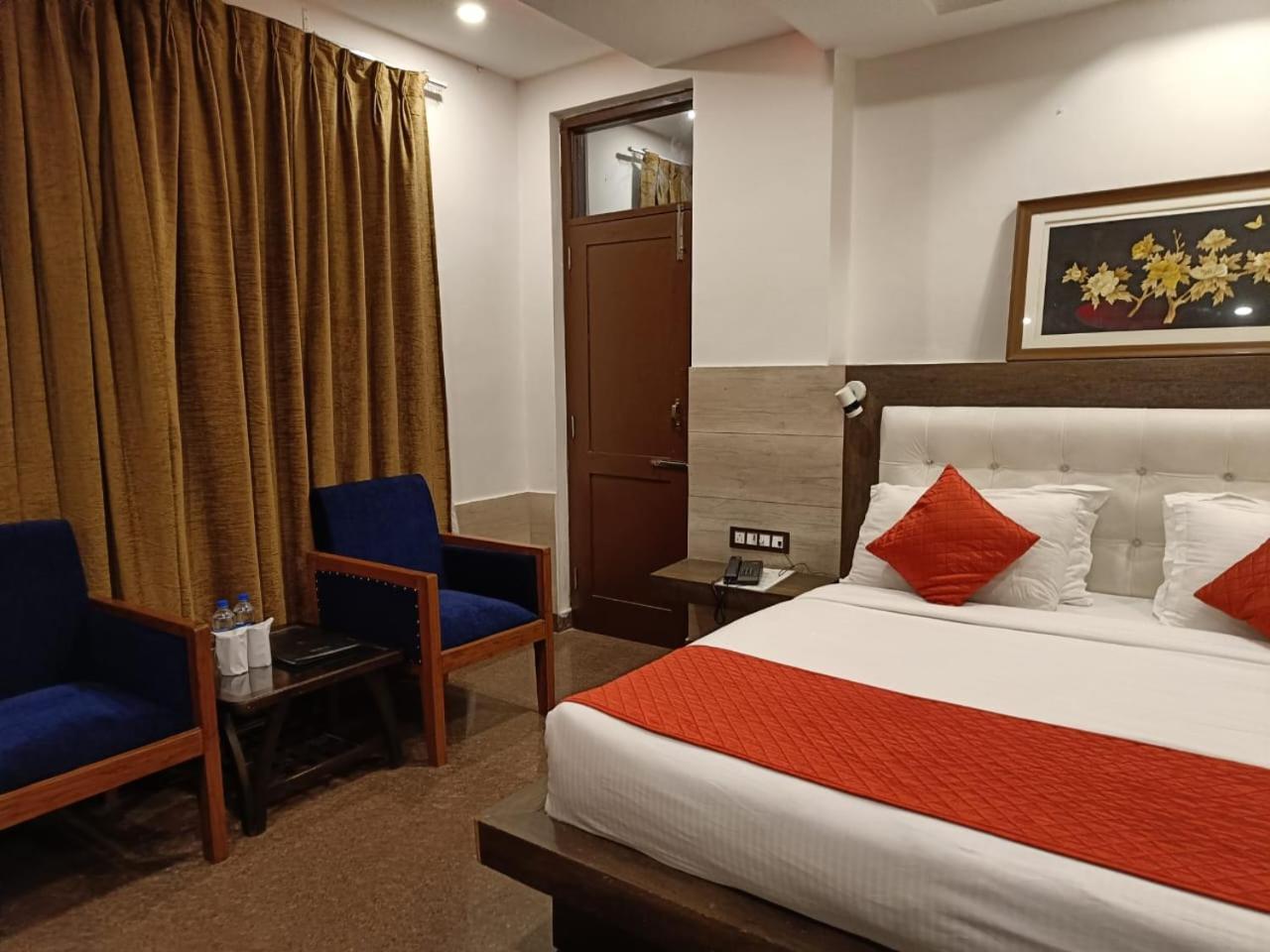 King Castle Mcleodganj-Centrally Heated And Air Cooled- Near Mall Road - Free Parking 다람샬라 외부 사진